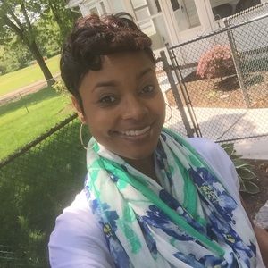 Meet your Posher, Eishia